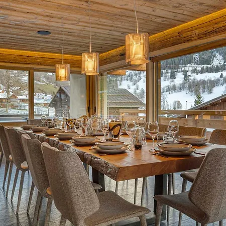 5* A : Piscine Chauffee, Skis Aux Pieds, 6 Chambres, Garage 3 Voitures - Fr-1-459-149